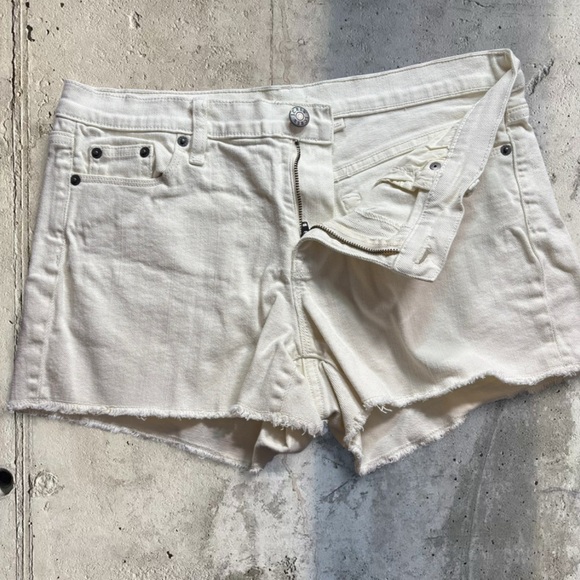 J.Crew White Denim Shorts | Classic Summer Staple 🤍 - Picture 3 of 3